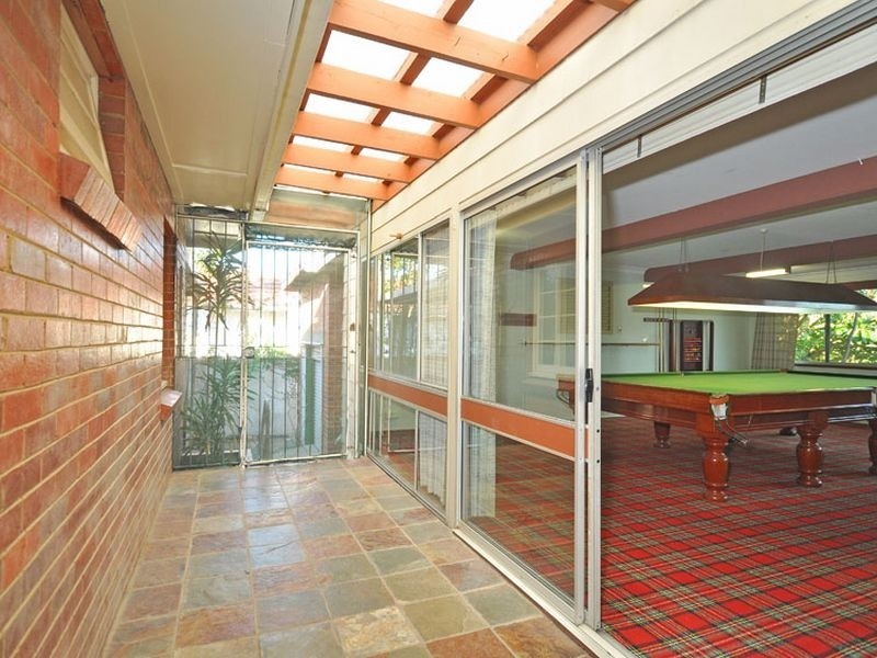 87 Solar Street, Coorparoo QLD 4151