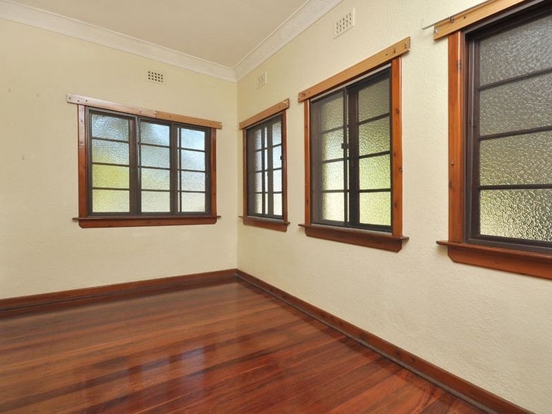 87 Solar Street, Coorparoo QLD 4151