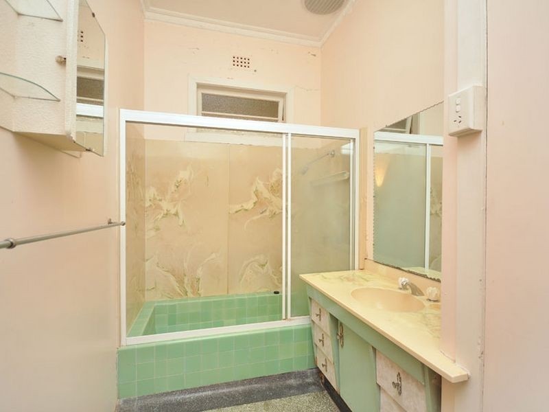 87 Solar Street, Coorparoo QLD 4151