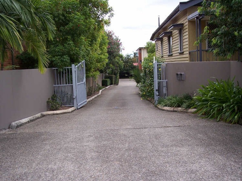 7/34 Douglas Street, Greenslopes QLD 4120