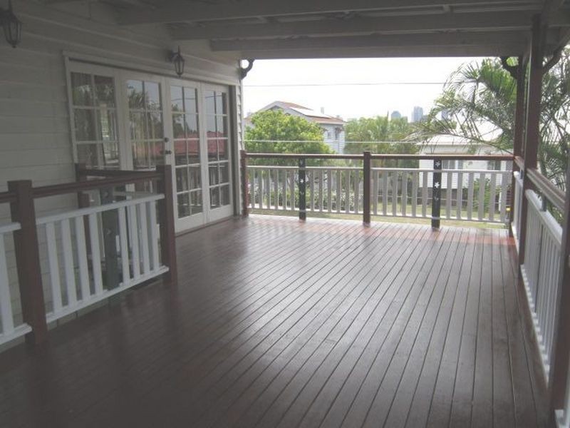 4 St Leonards Street, Coorparoo QLD 4151