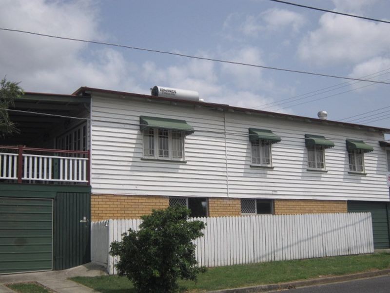 4 St Leonards Street, Coorparoo QLD 4151