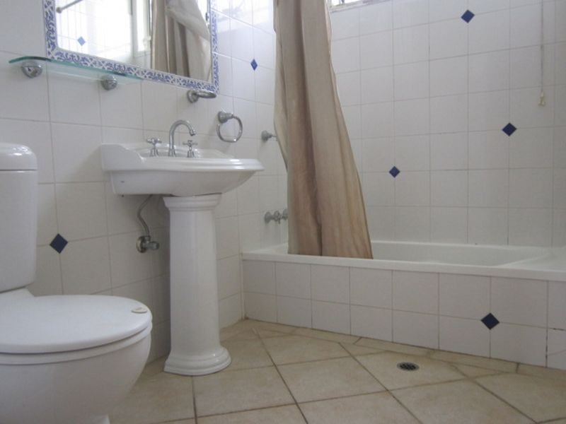 4 St Leonards Street, Coorparoo QLD 4151