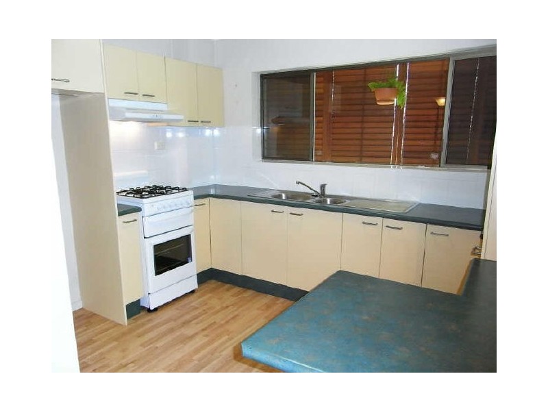 3/127 Old Cleveland Road, Greenslopes QLD 4120