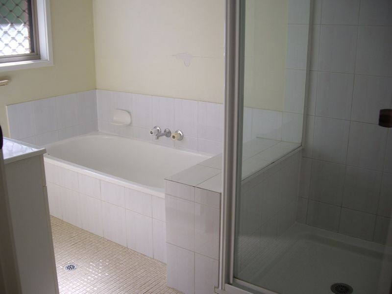 93 Donnington Street, Carindale QLD 4152