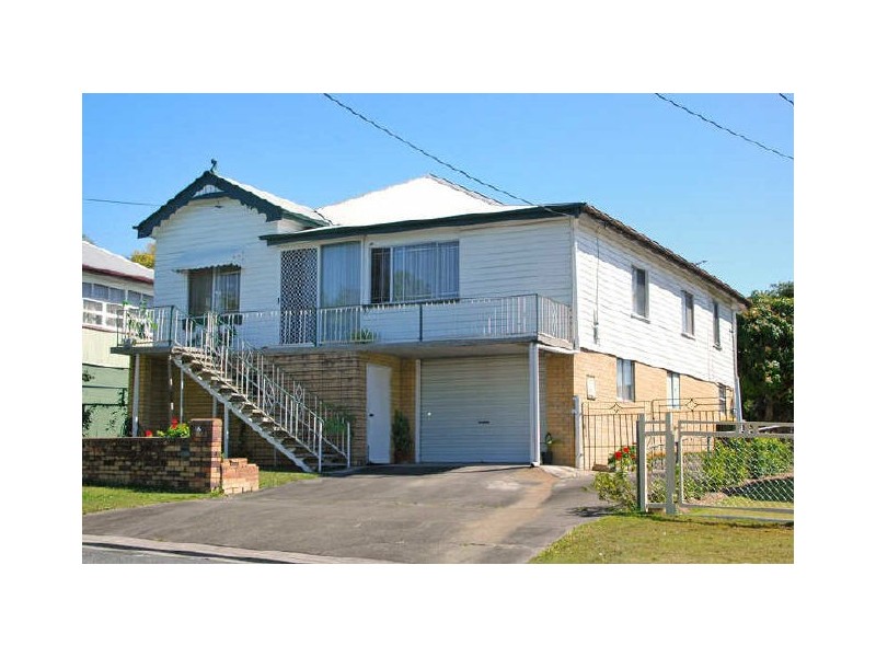 16 Lackey Avenue, Coorparoo QLD 4151