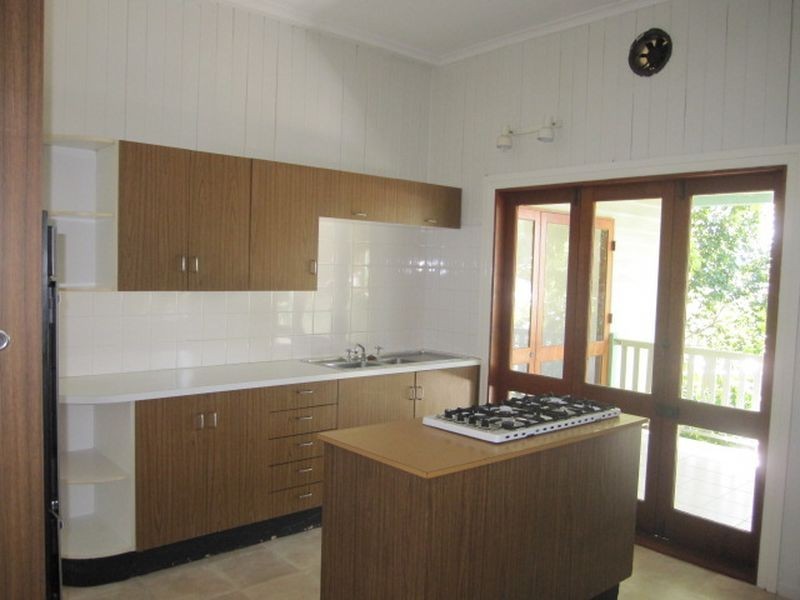 25 Boundary Road, Camp Hill QLD 4152