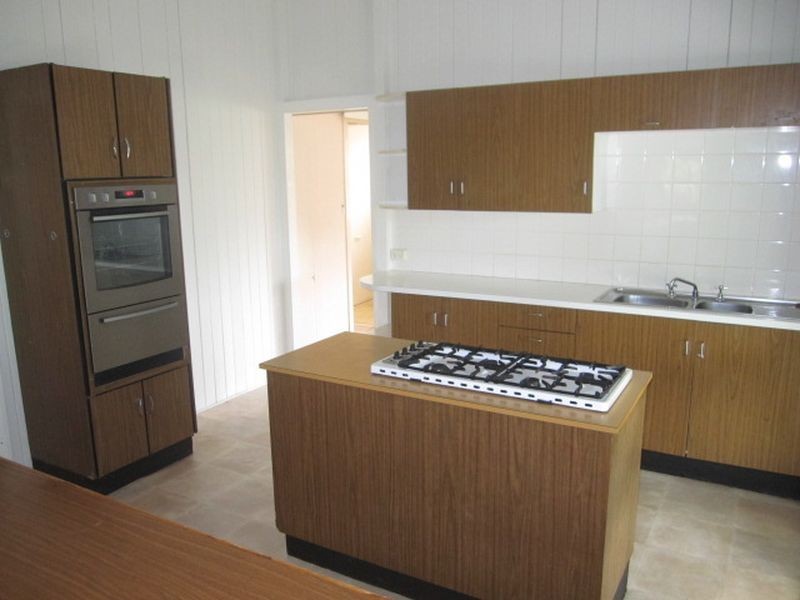 25 Boundary Road, Camp Hill QLD 4152