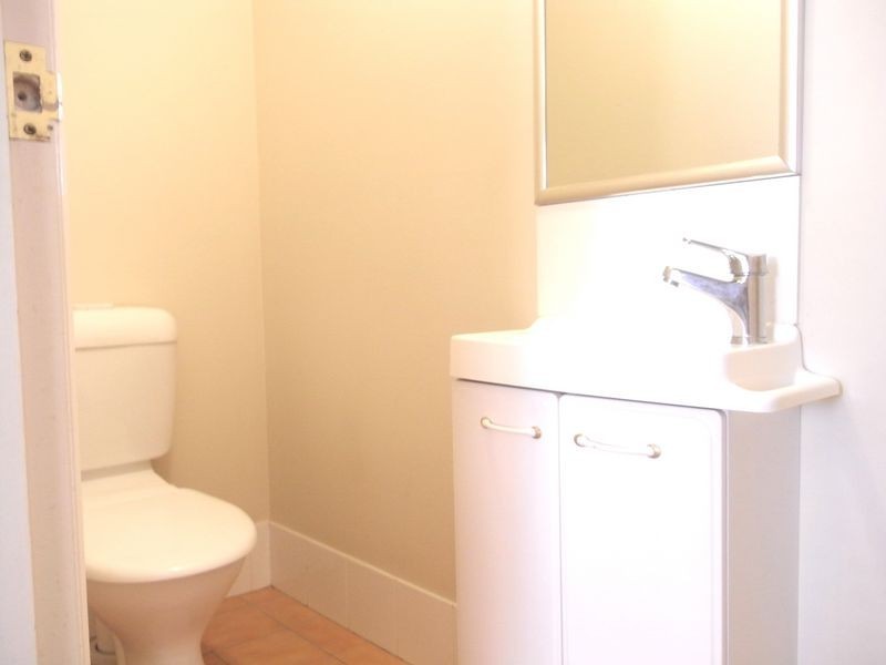 2/69 Erneton Street, Newmarket QLD 4051