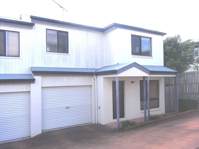 2/69 Erneton Street, Newmarket QLD 4051