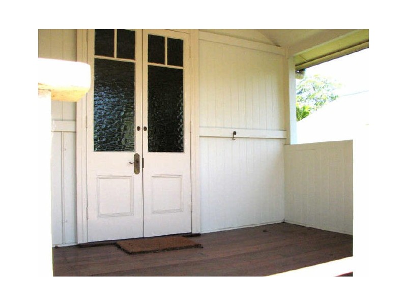 35 Walker Street, Coorparoo QLD 4151