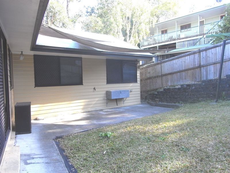 55 Roseglen Street, Greenslopes QLD 4120