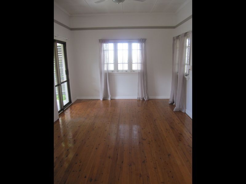 2 Greens Road, Coorparoo QLD 4151