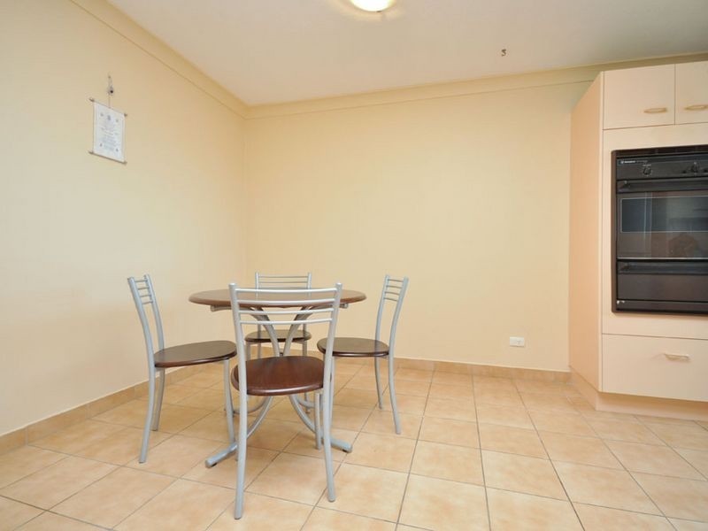 9/2 Kirkland Avenue, Coorparoo QLD 4151