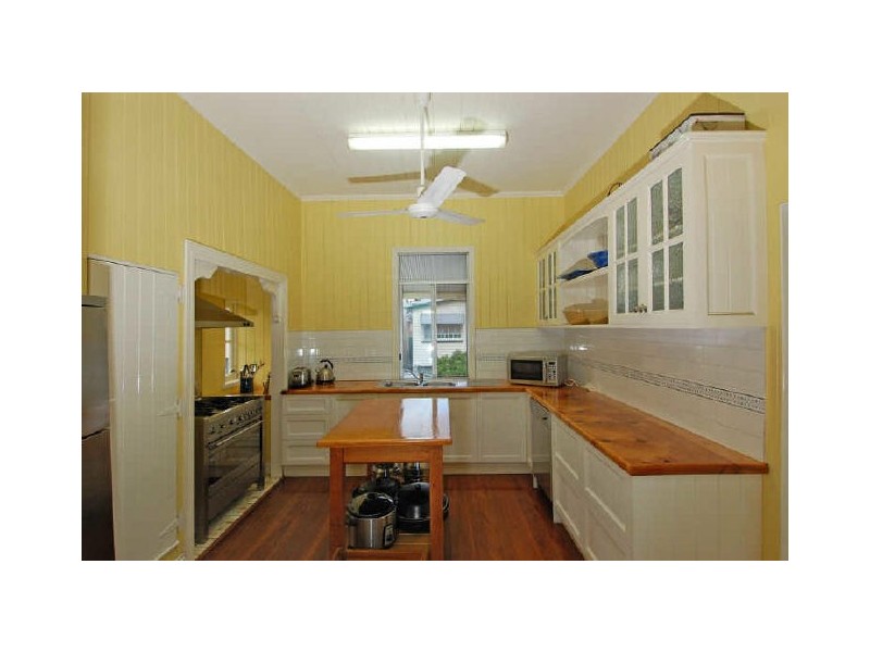 41 St Leonards Street, Coorparoo QLD 4151