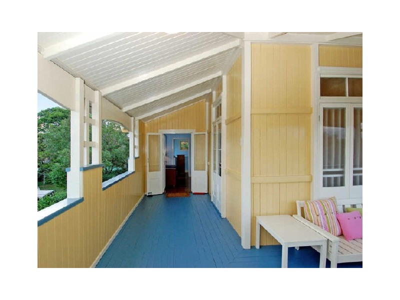 41 St Leonards Street, Coorparoo QLD 4151