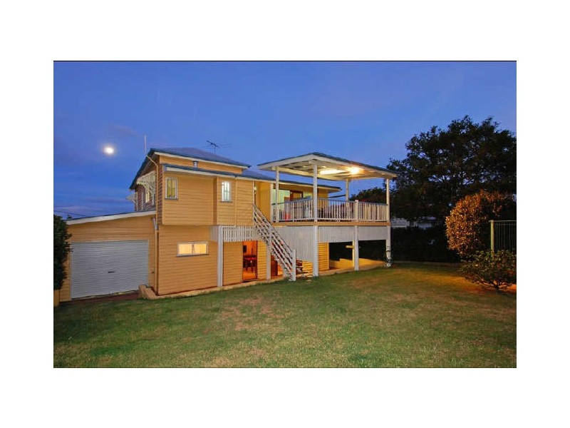 41 St Leonards Street, Coorparoo QLD 4151