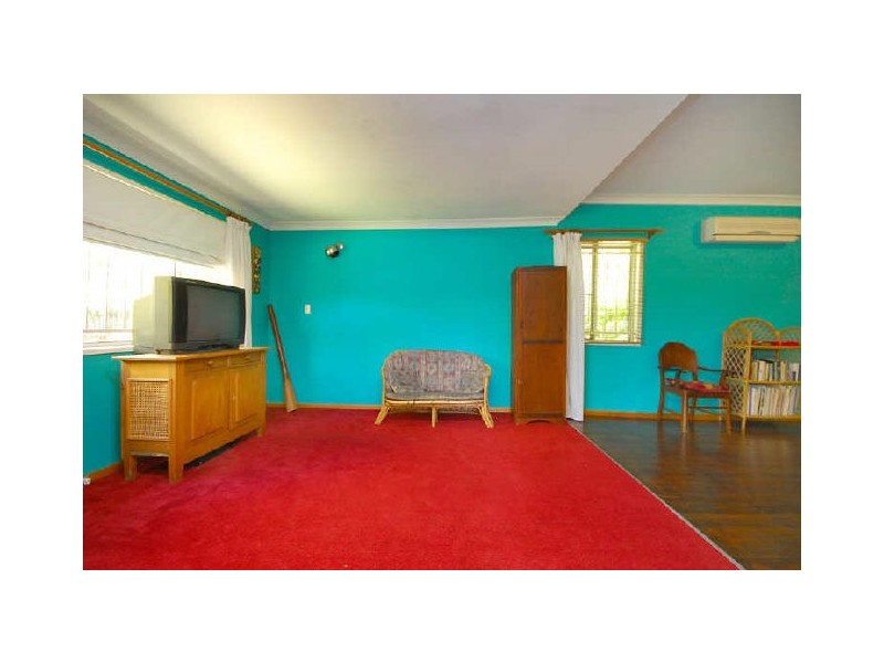 16 Myall Street, Norman Park QLD 4170