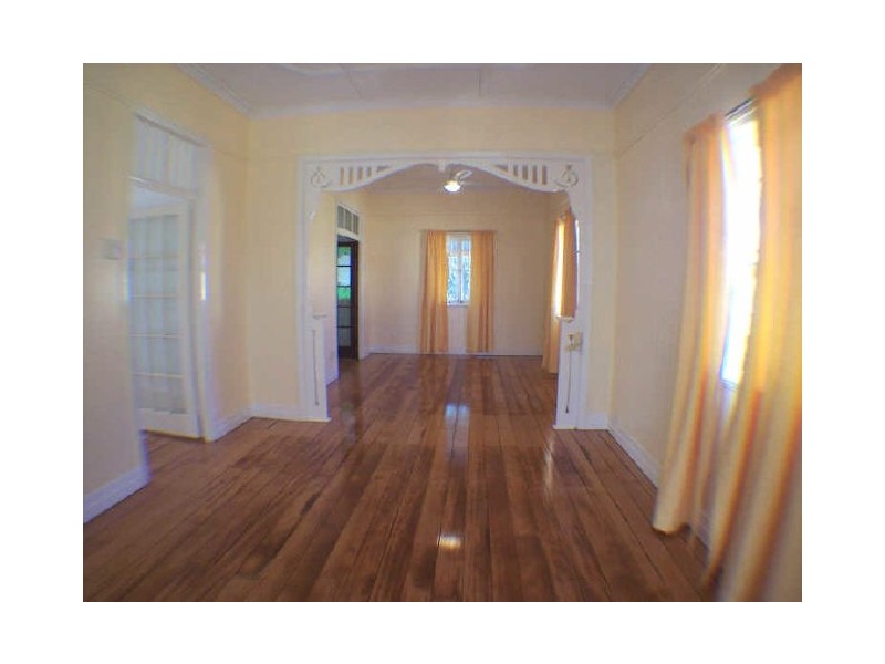 54 St Leonards Street, Coorparoo QLD 4151