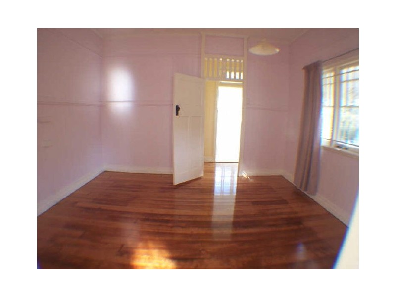 54 St Leonards Street, Coorparoo QLD 4151