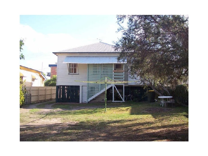 54 St Leonards Street, Coorparoo QLD 4151