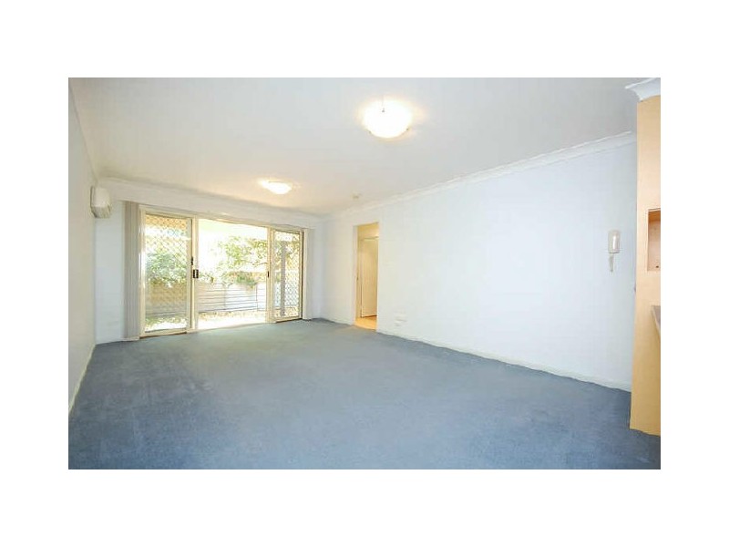 3/53 Knowsley Street, Greenslopes QLD 4120