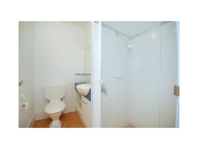 3/53 Knowsley Street, Greenslopes QLD 4120