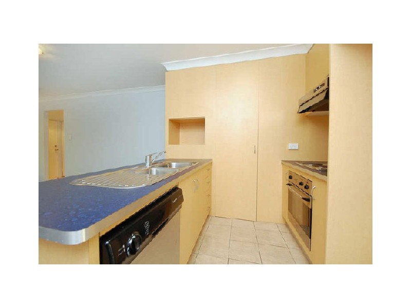 3/53 Knowsley Street, Greenslopes QLD 4120