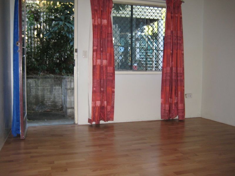 1/63 Victor Street, Holland Park QLD 4121