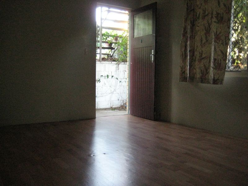 1/63 Victor Street, Holland Park QLD 4121