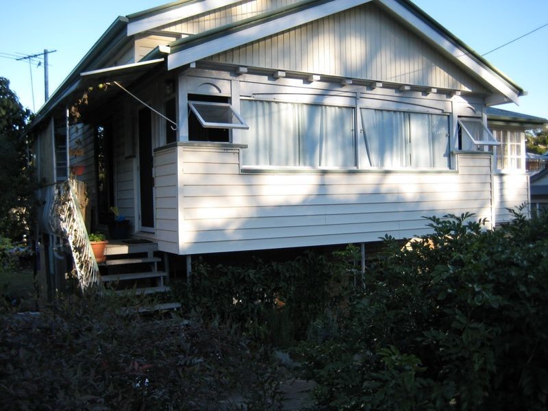 1/63 Victor Street, Holland Park QLD 4121