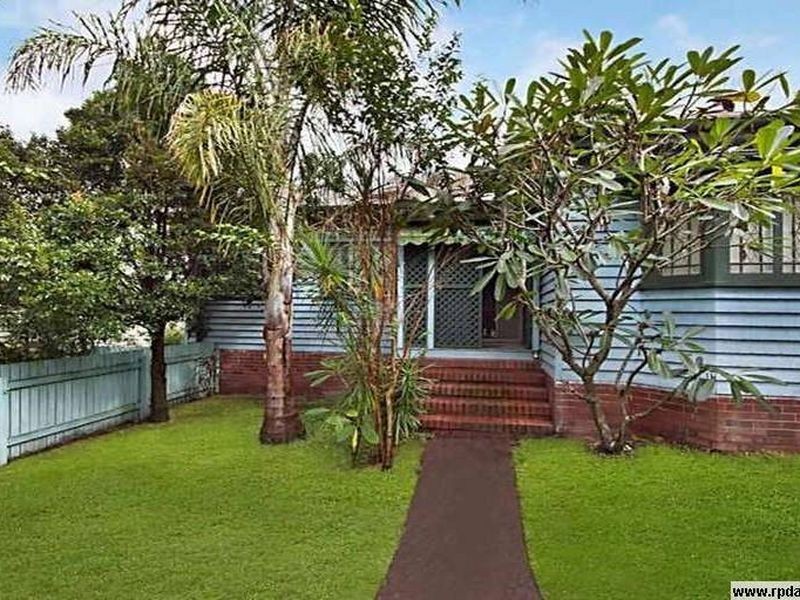 33 Pelham Street, Coorparoo QLD 4151