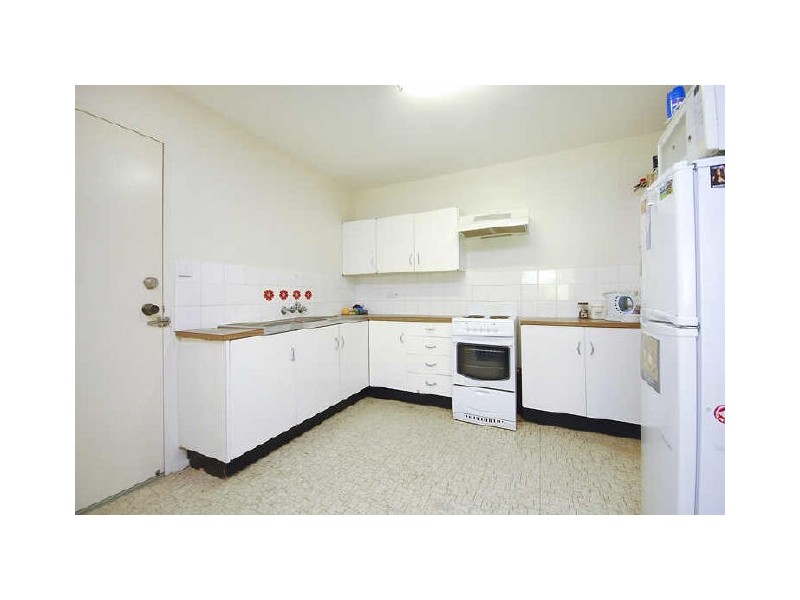 2/7 Robinson Street, Coorparoo QLD 4151