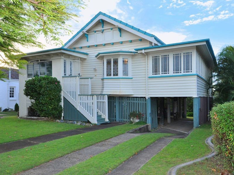 40 Percival Terrace, Holland Park QLD 4121