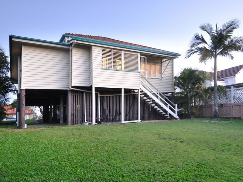 40 Percival Terrace, Holland Park QLD 4121