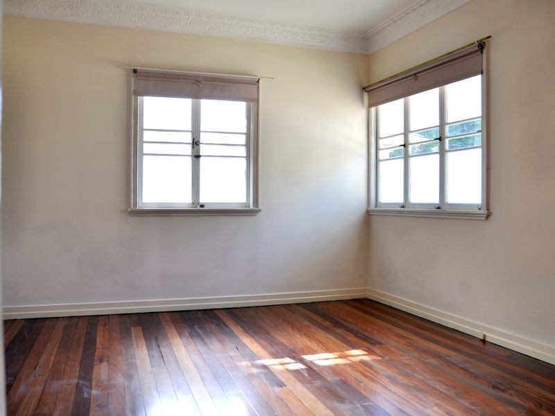 240 Bennetts Road, Norman Park QLD 4170