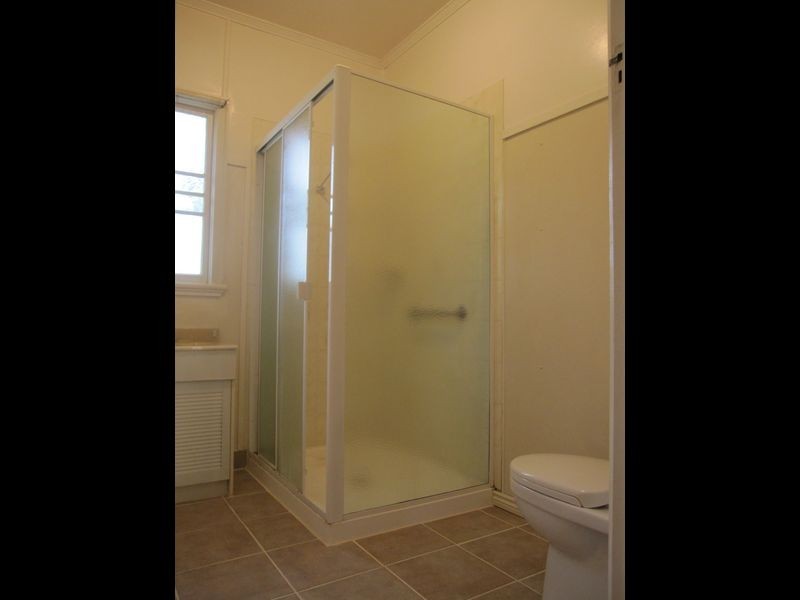 240 Bennetts Road, Norman Park QLD 4170