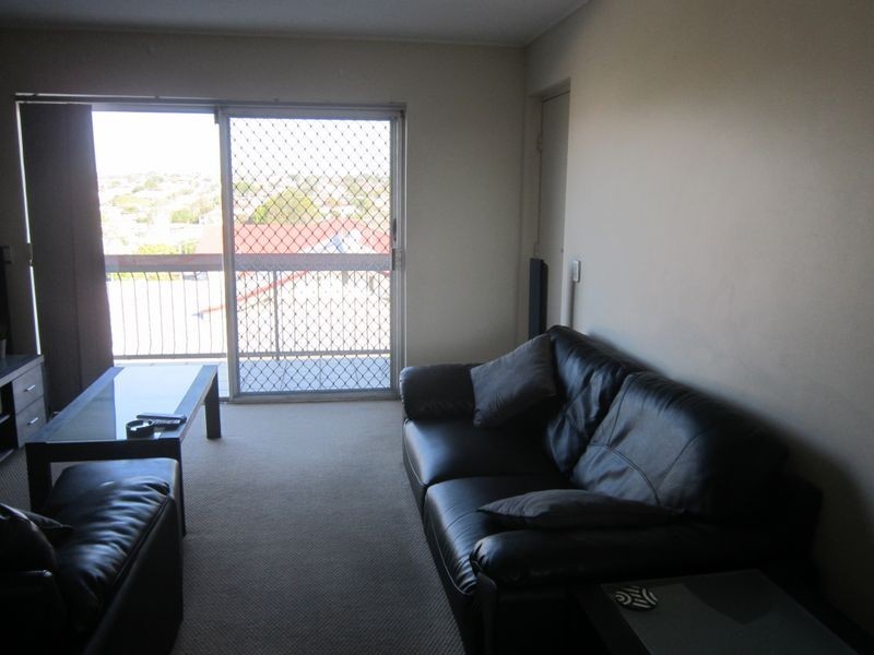 4/31 St Leonards Street, Coorparoo QLD 4151