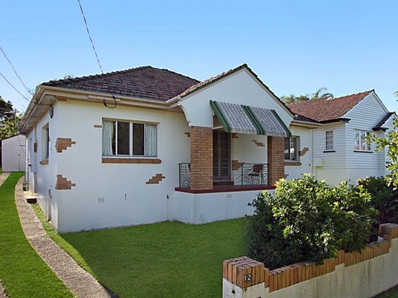12 Woodrow Drive, Coorparoo QLD 4151