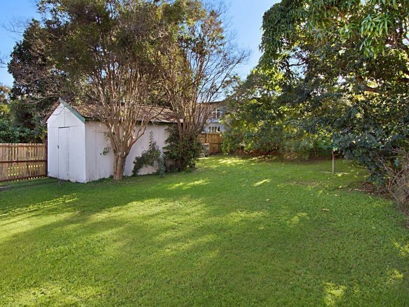 12 Woodrow Drive, Coorparoo QLD 4151