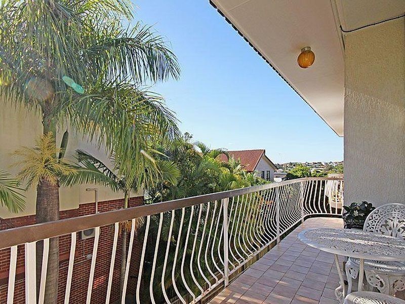 5/12 Durham Street, Coorparoo QLD 4151