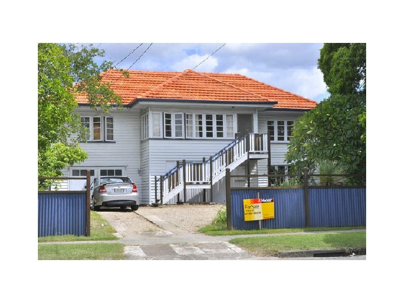 255 Cavendish Road, Coorparoo QLD 4151