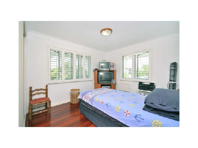 505 Old Cleveland Road, Camp Hill QLD 4152