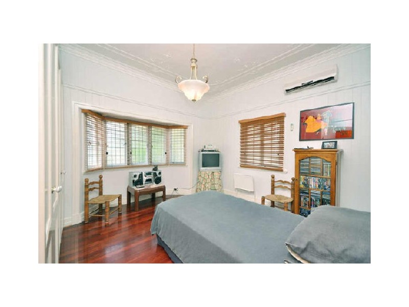 505 Old Cleveland Road, Camp Hill QLD 4152