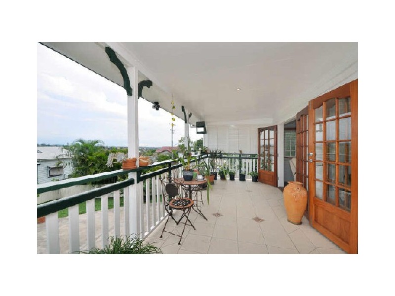 505 Old Cleveland Road, Camp Hill QLD 4152