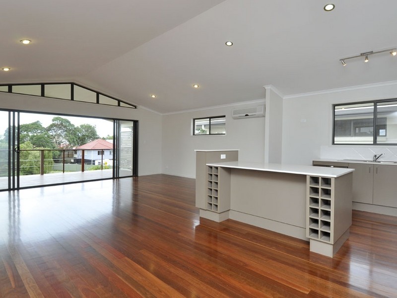 12 Salisbury Street, Coorparoo QLD 4151