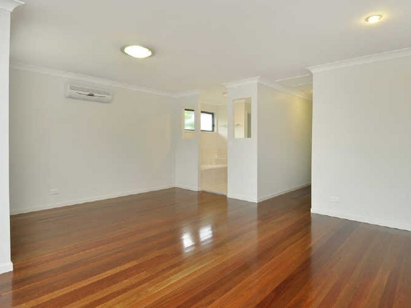 12 Salisbury Street, Coorparoo QLD 4151