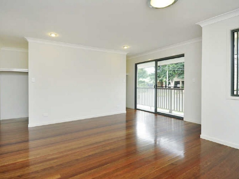 12 Salisbury Street, Coorparoo QLD 4151