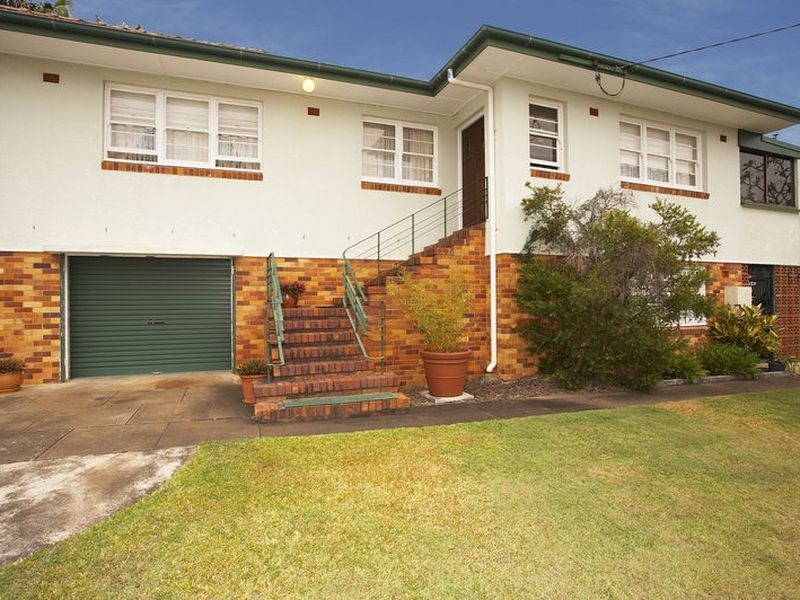 67 Macaulay Street, Coorparoo QLD 4151
