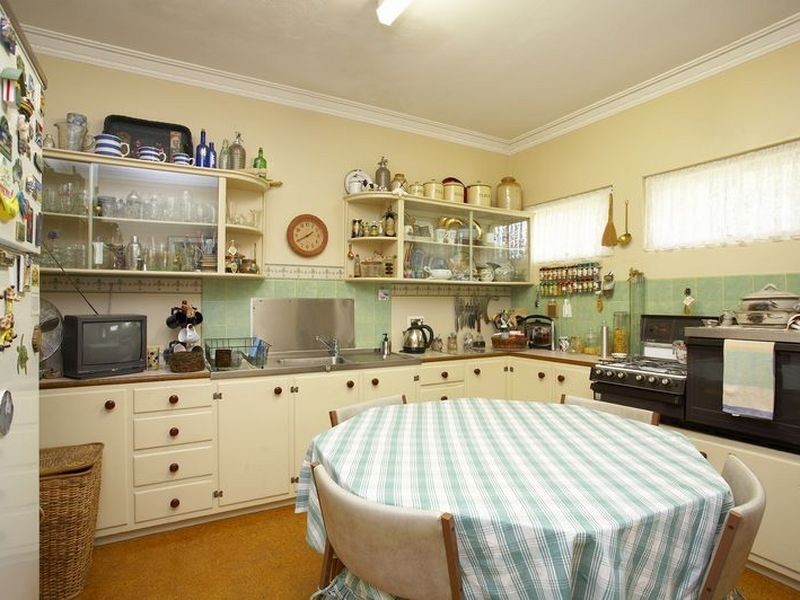 67 Macaulay Street, Coorparoo QLD 4151